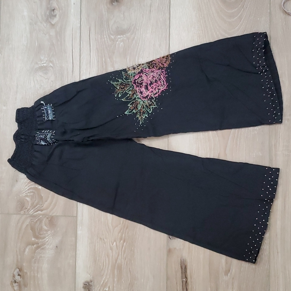 GUC DaNang Little Girls Embroidered Wide Legs